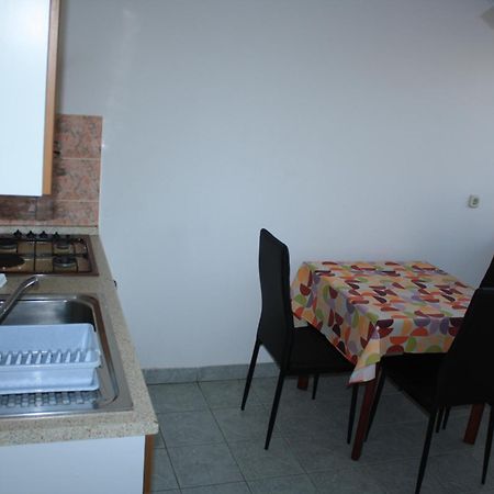 Apartments By The Sea Mandre, Pag - 8655 Kolan Habitación foto